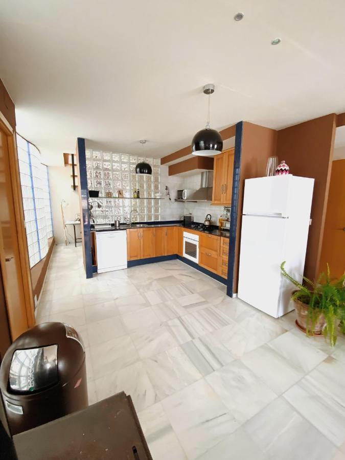 Cool Loft In The Old Town With Rooftop Terrace And Fireplace タリファ エクステリア 写真