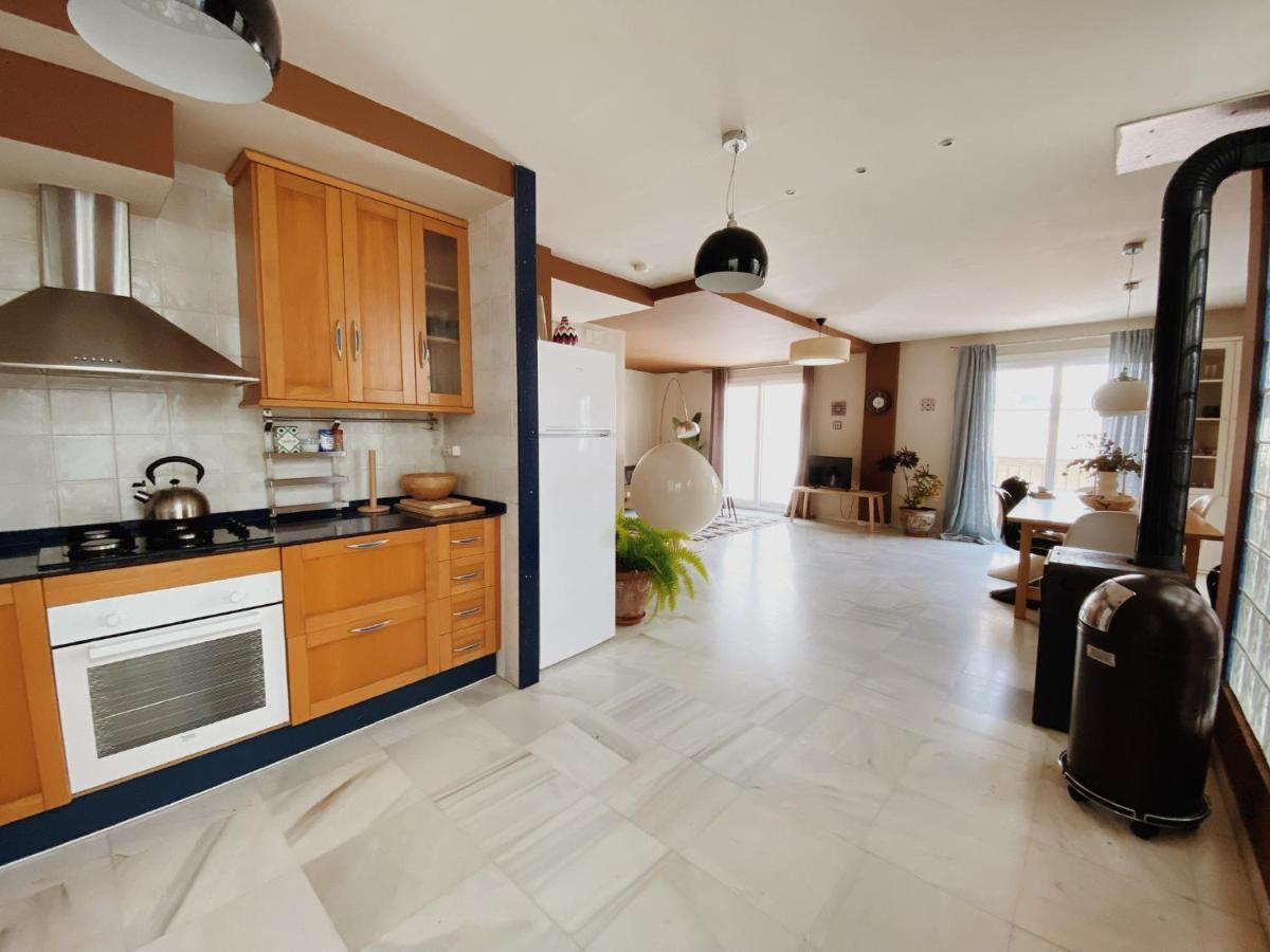 Cool Loft In The Old Town With Rooftop Terrace And Fireplace タリファ エクステリア 写真