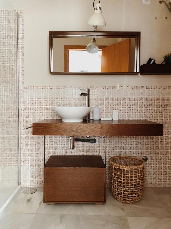Cool Loft In The Old Town With Rooftop Terrace And Fireplace タリファ エクステリア 写真